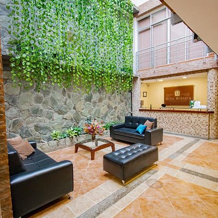 Hotel Monarca Armenia エクステリア 写真